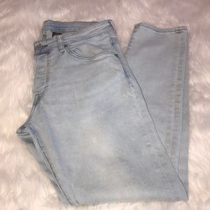 H&M skinny light wash jeans size 34